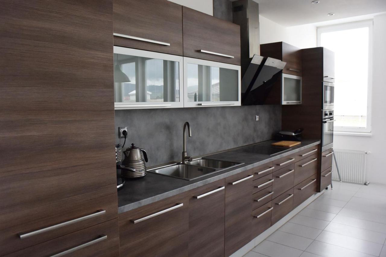 Апартаменти Apartman Dc2 Дечин Екстер'єр фото